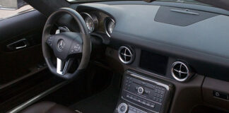 Handel elementami do wnętrz aut